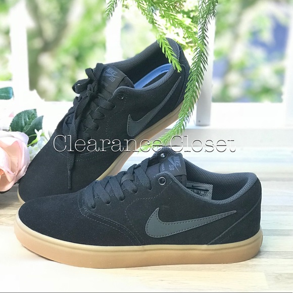 NWT Nike SB Check Solar Suede Black WMNS - Picture 2 of 7